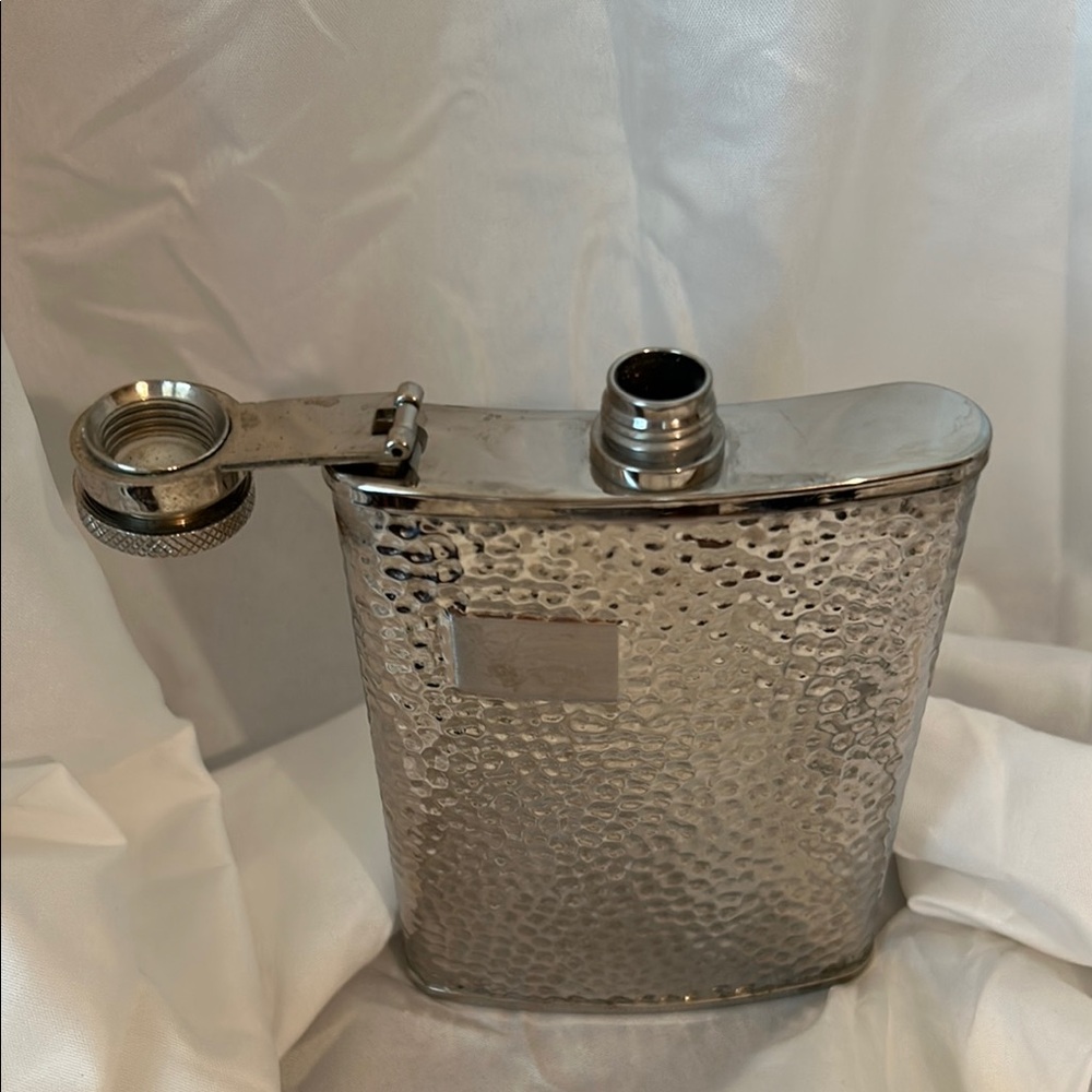 Corkscrew & Flask - Picture 6 of 9